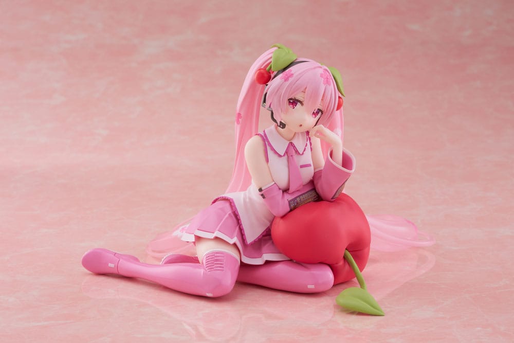 Hatsune Miku PVC Statue Desktop Cute Figure Sakura Miku Cherry Cushion Ver.
