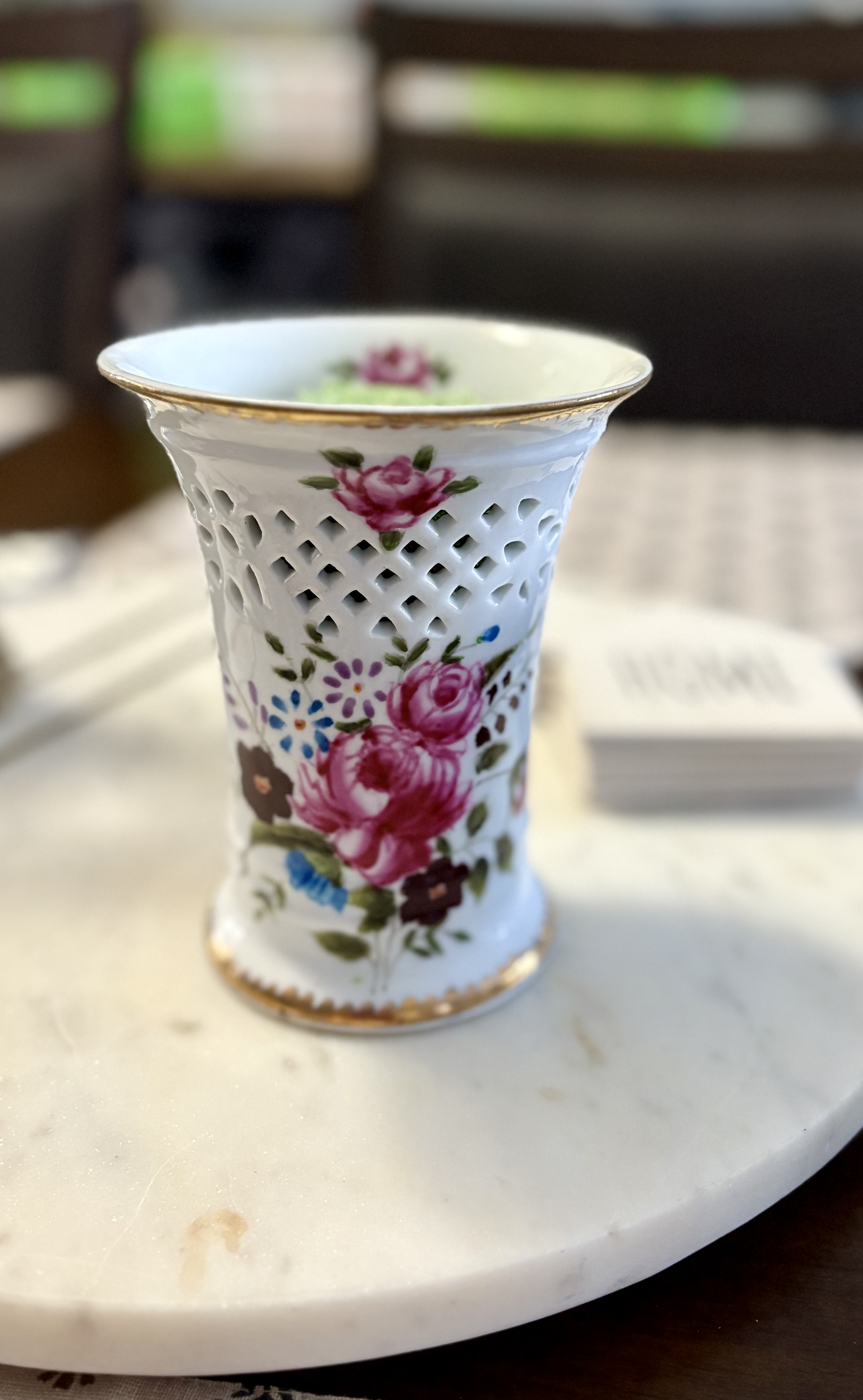 Porcelain vintage Floral Vase