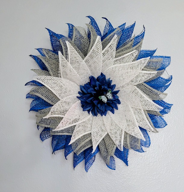 Mesh Flower Wreath / Wall Decor