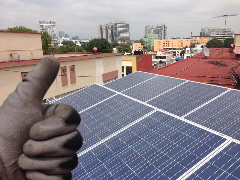 Mantenimiento a Paneles solares de 7 a 12 en CDMX y sus alrededores
