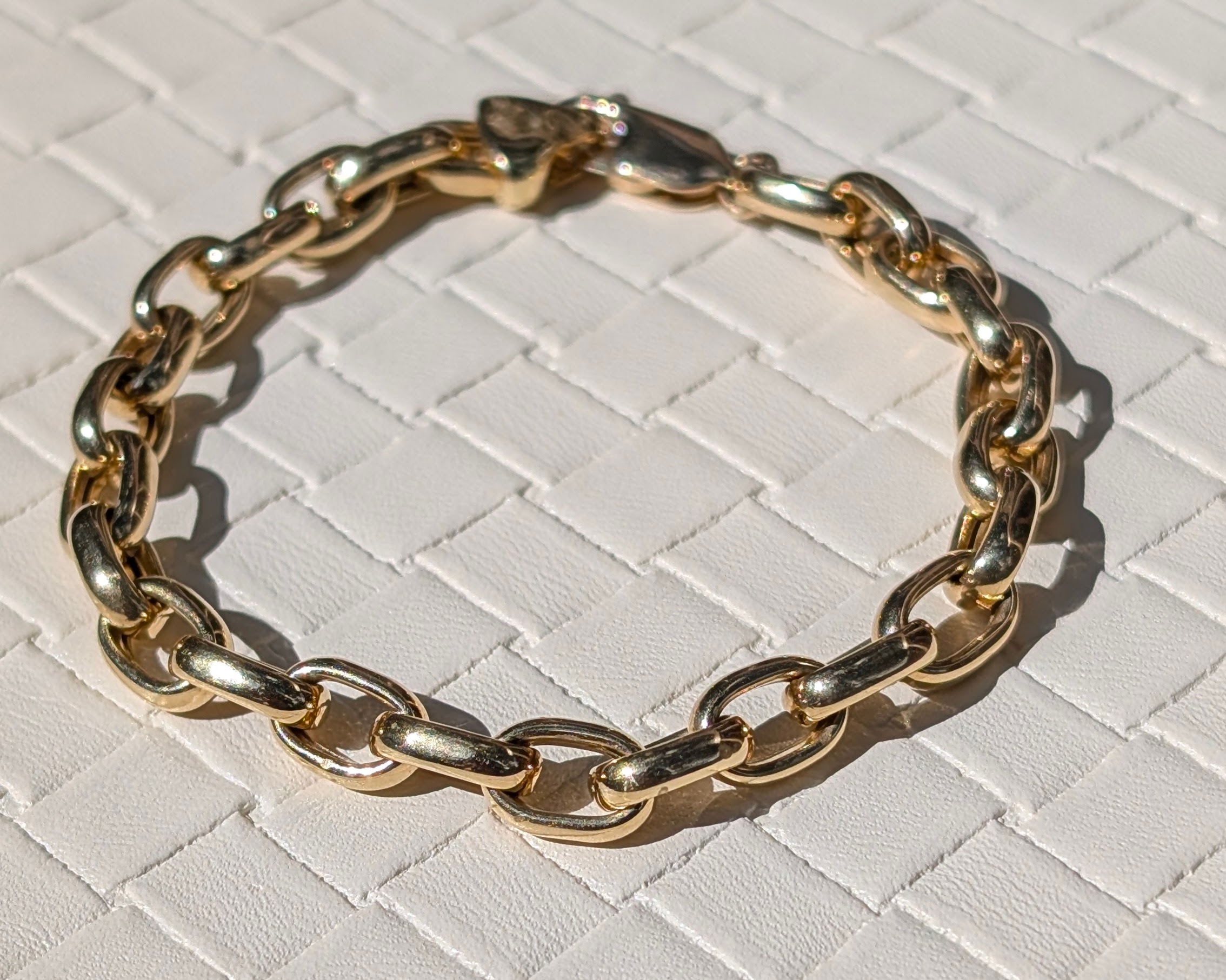 18k Oval Link Bracelet