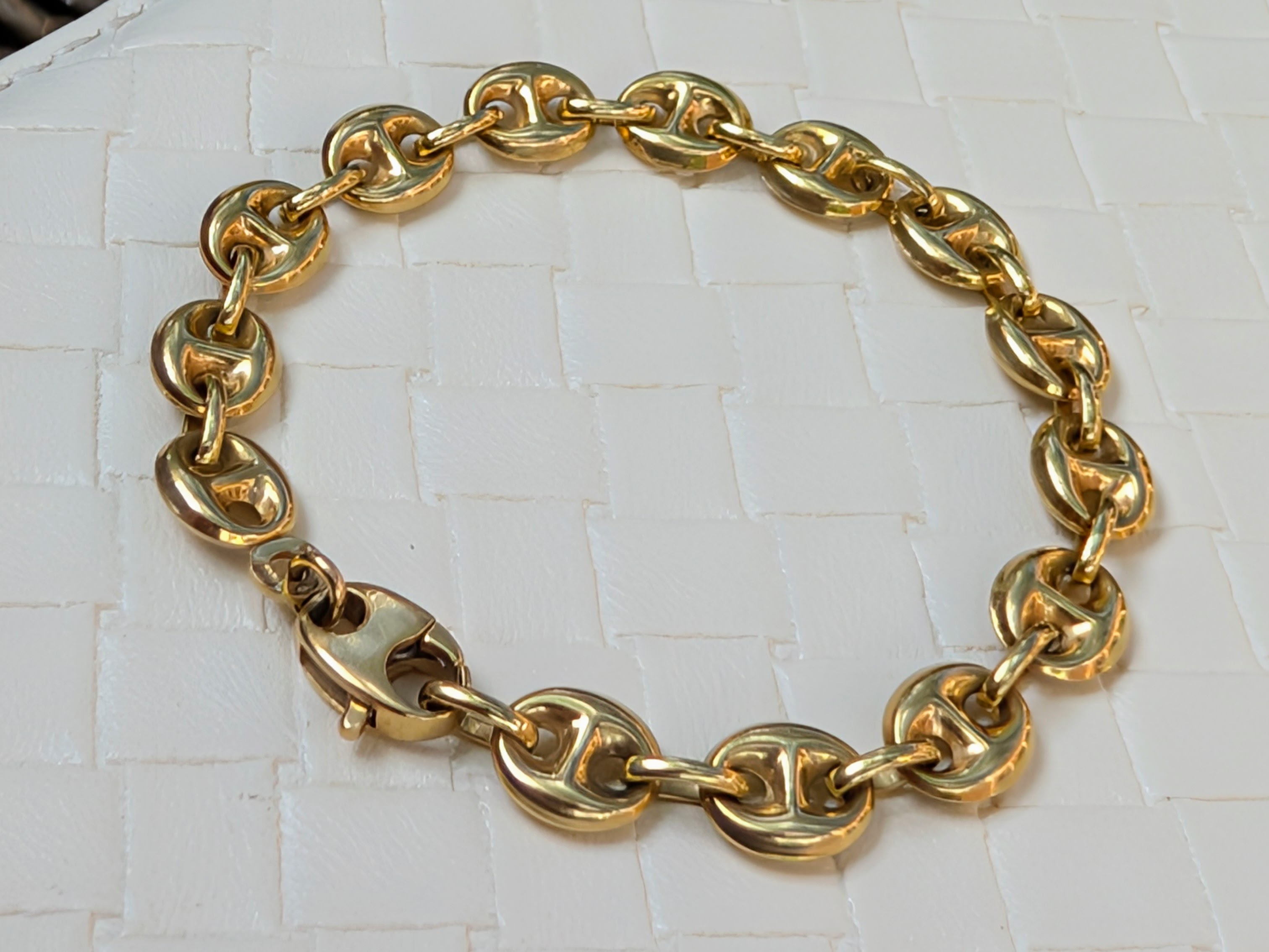14k Gucci Puff Bracelet