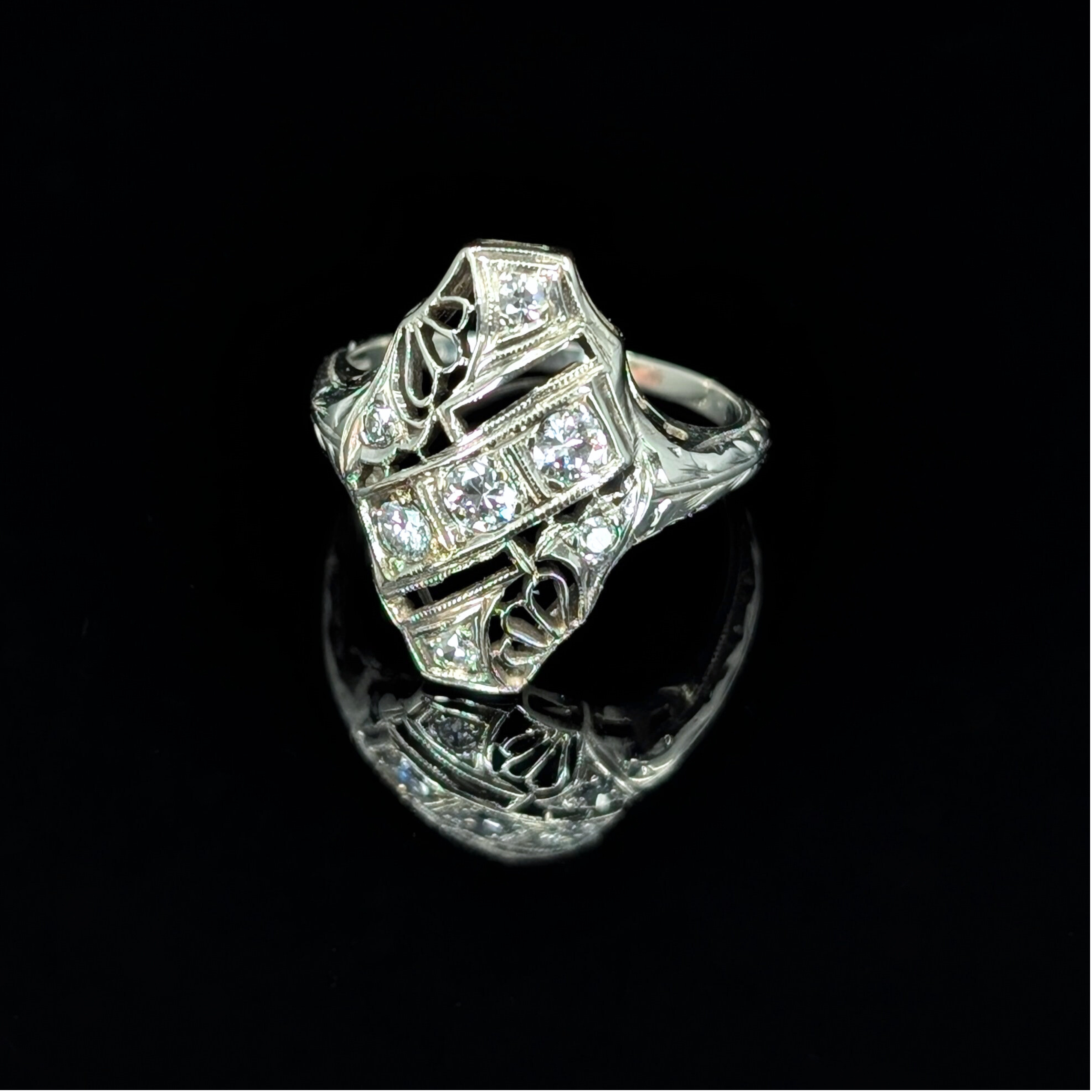 18K Art Deco Diamond Engagement Ring