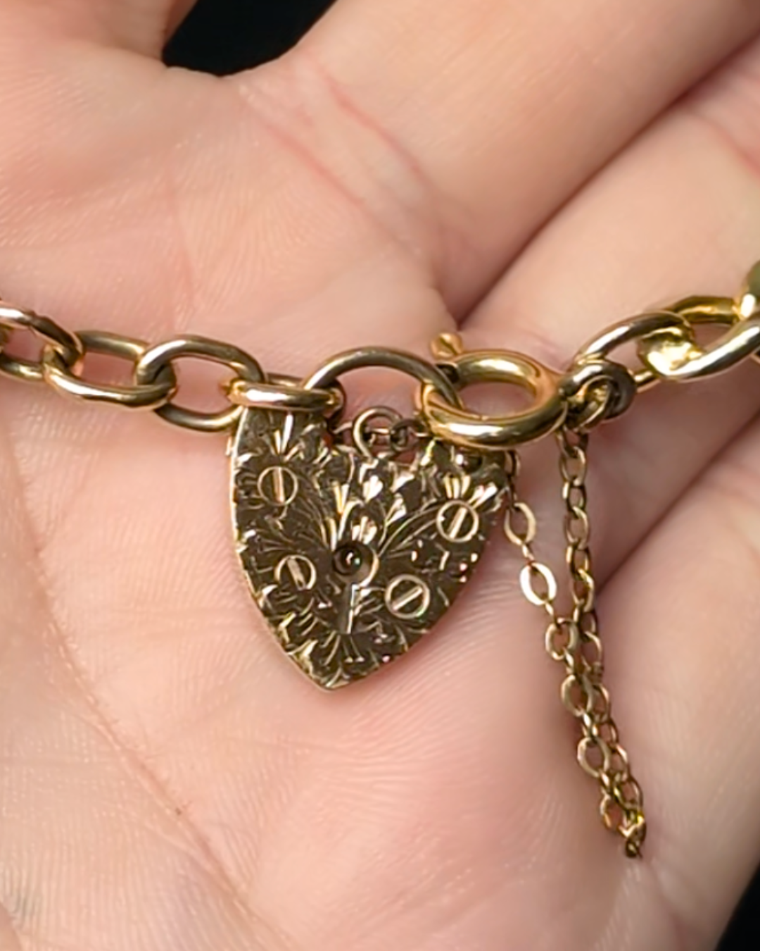 Antique Curb Bracelet with Engraved Heart Padlock