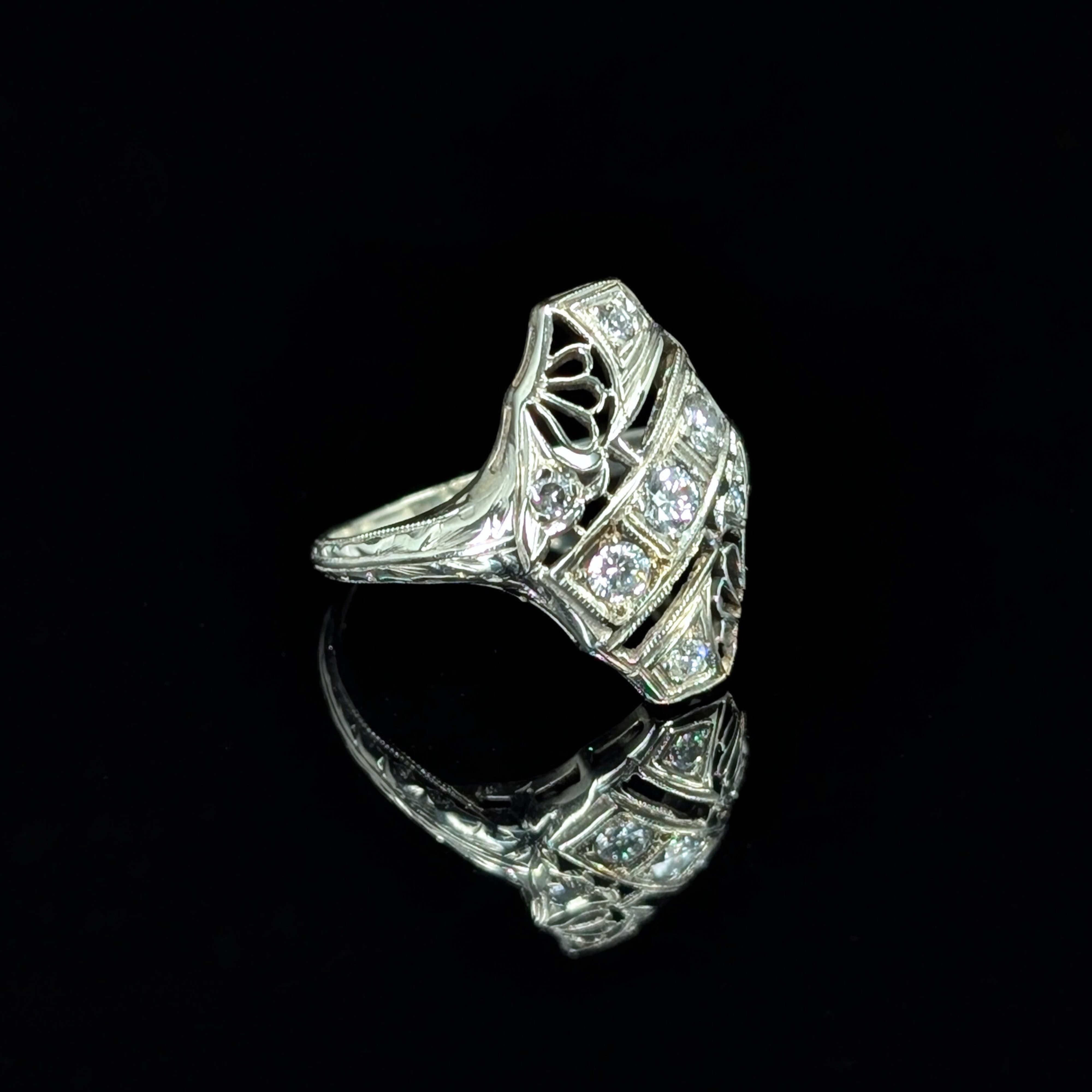 18K Art Deco Diamond Engagement Ring