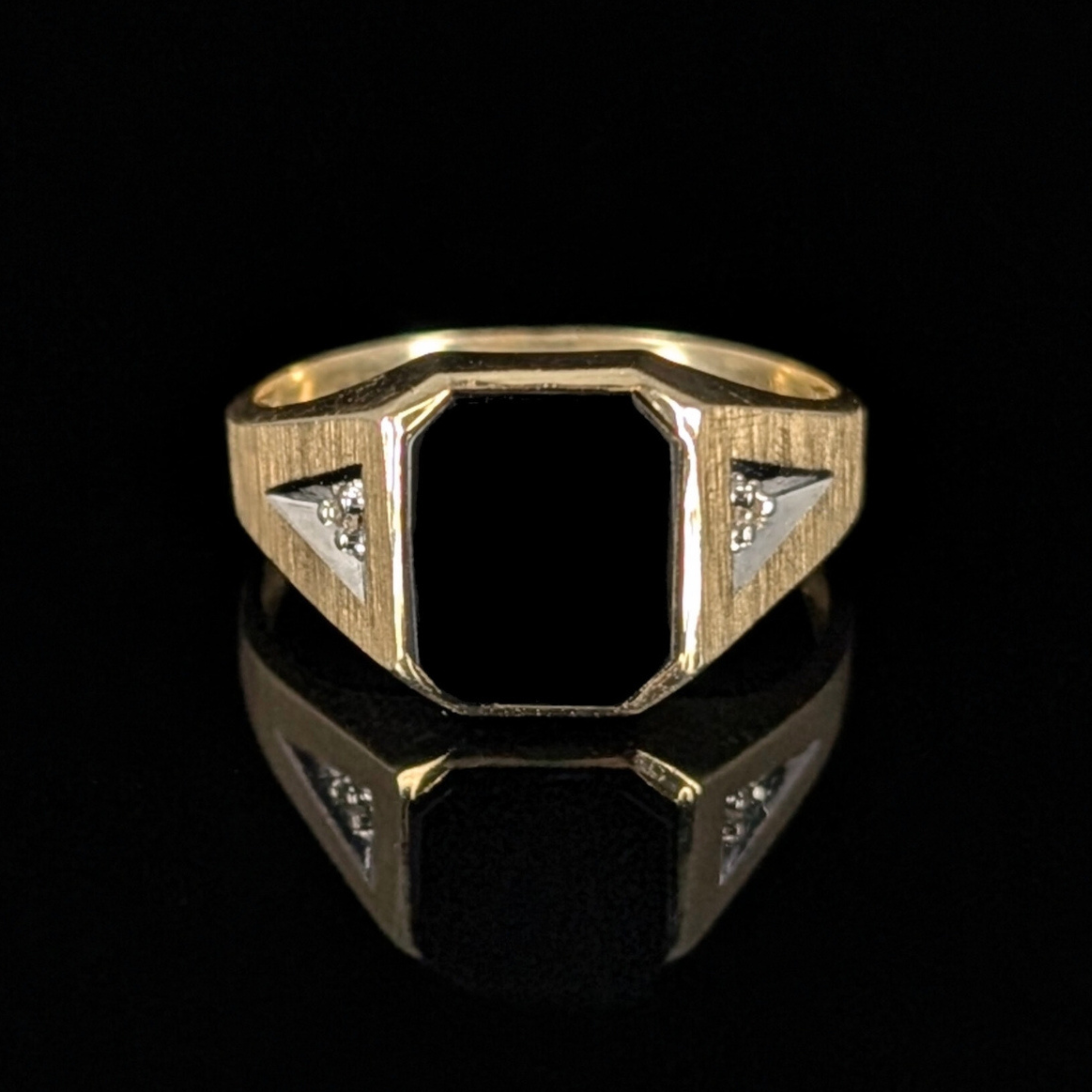 Onyx & Diamond Ring