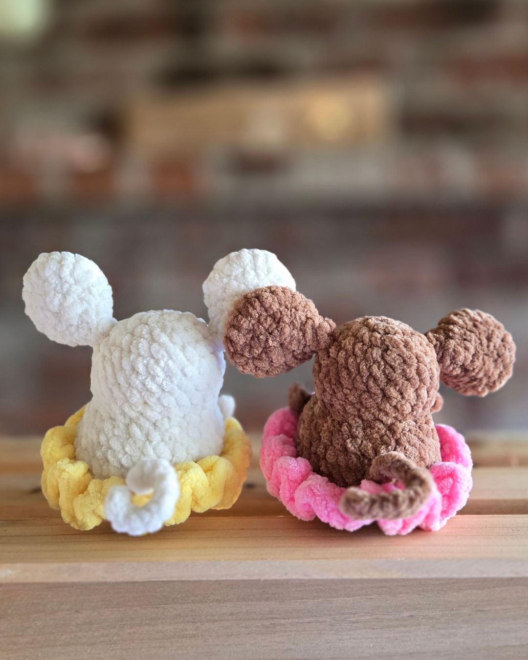 Handmade Crochet Mouse Plush – Cute Chenille Mouse Stuffed Animal, Kawaii Mouse Toy