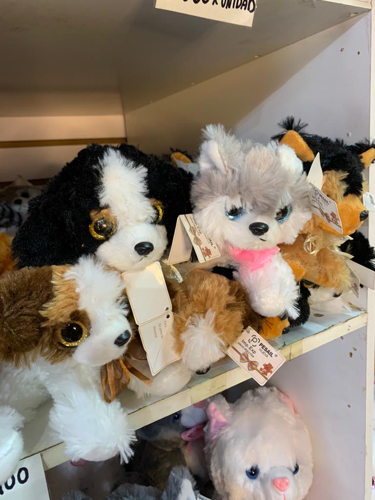 Perritos Perros de peluche 23 cma colección realista