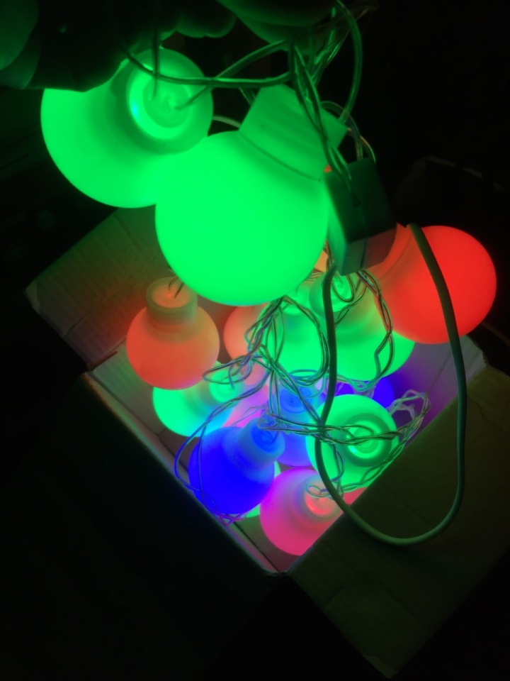 Guirnalda de luces LED multicolor 4,5 mts