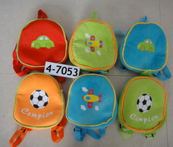 Mochilas infantiles de 30 cms peluche