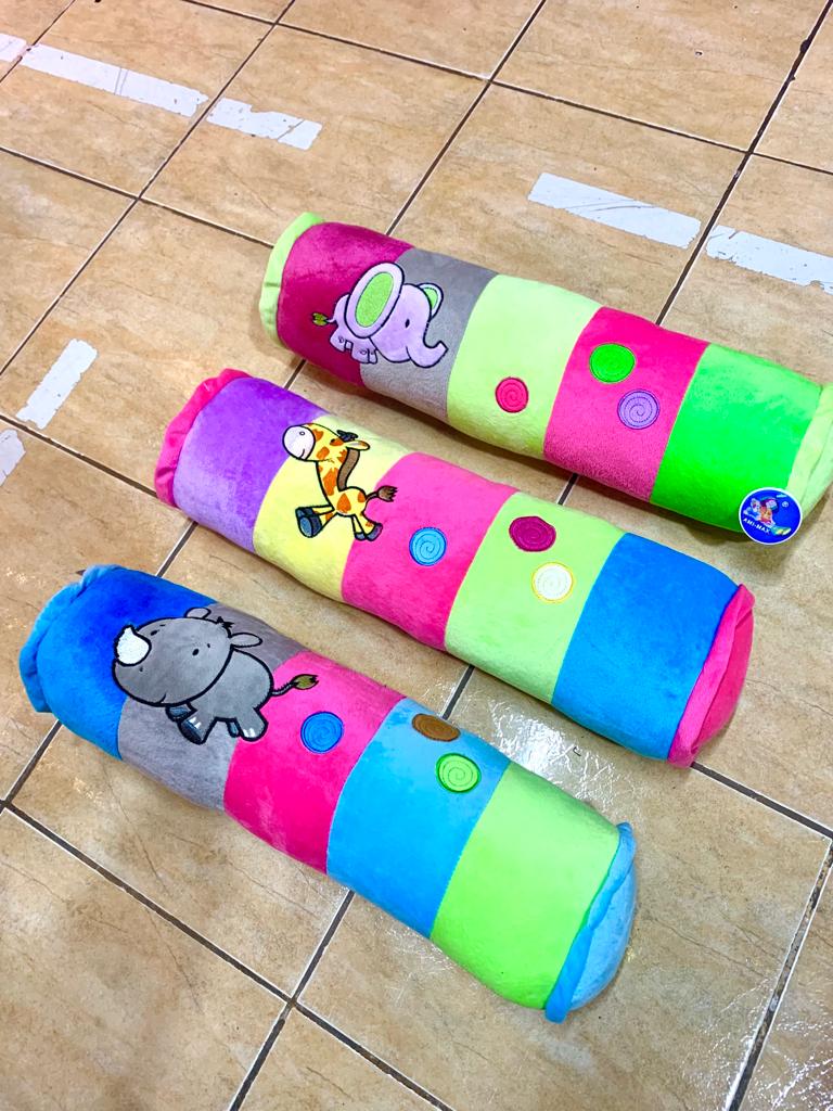 Almohadas Cojin Largo Caramelos infantiles de animales 50 cms