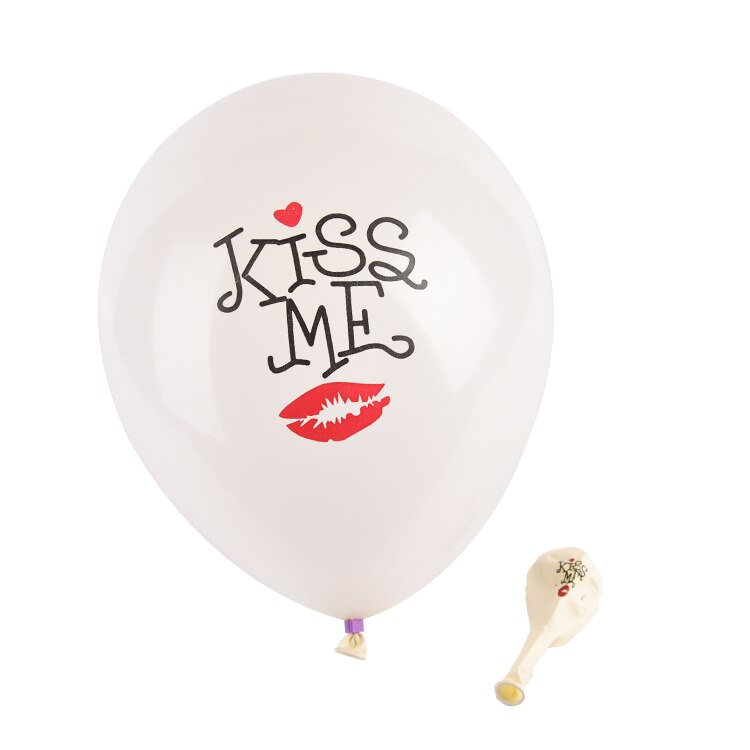 Globo 'Kiss Me'