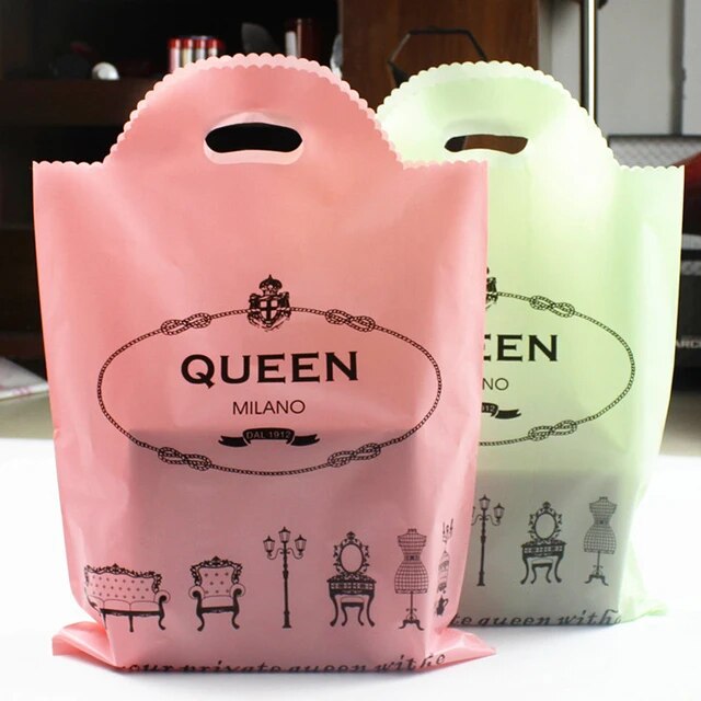 Bolsas de regalo de Plastico con mango de 20 x15 cms