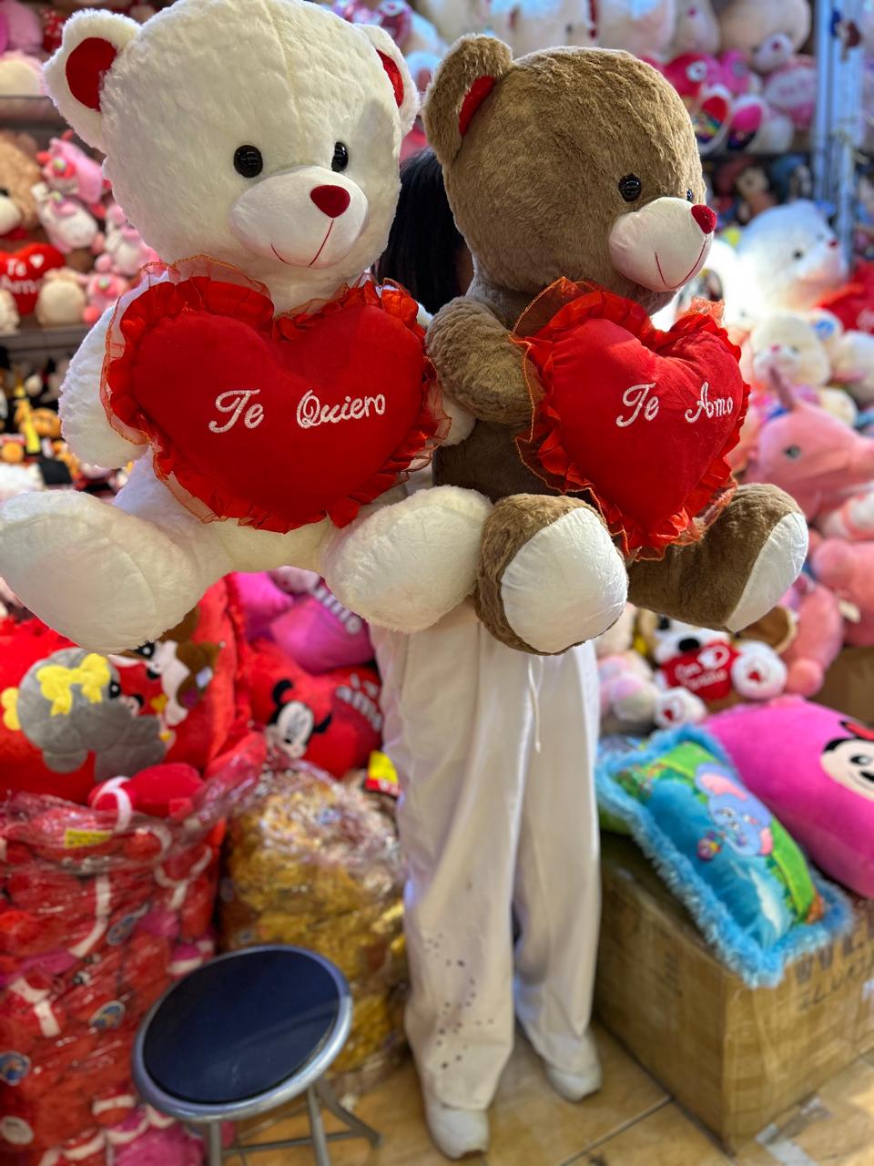 Osos de peluche con Corazón Grandes de 60 cms