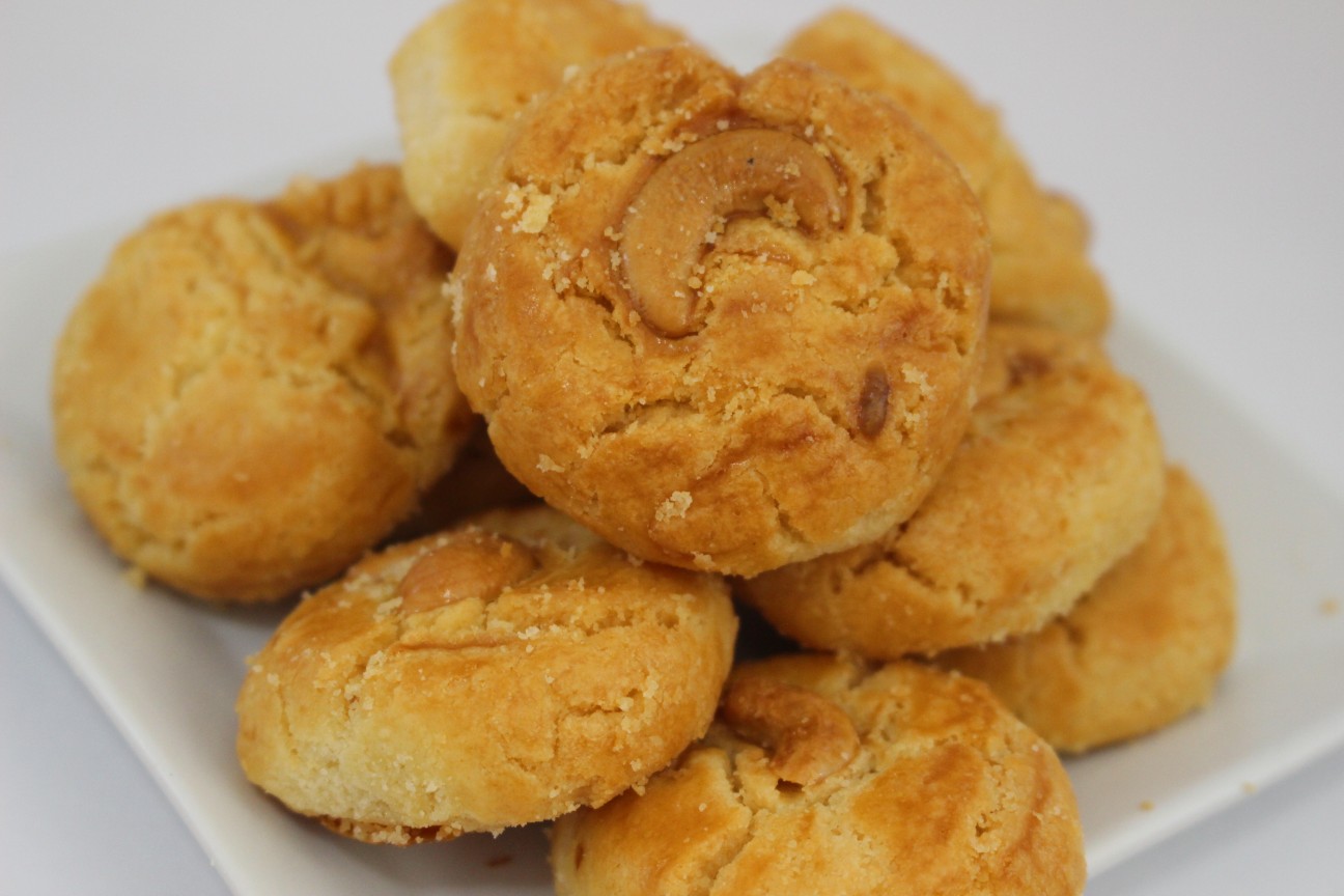 Cashew Nut Biscuit
