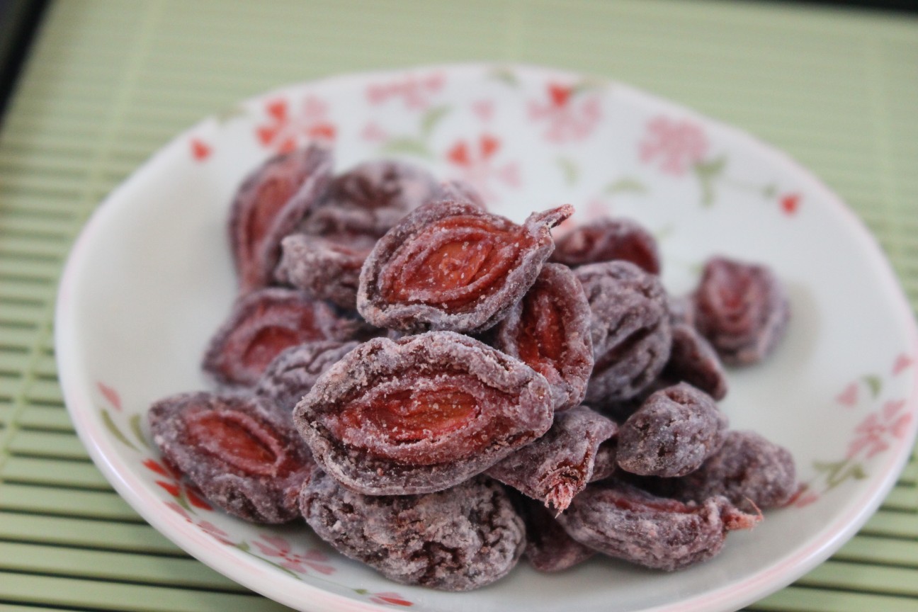 Halved Peach (Salty)