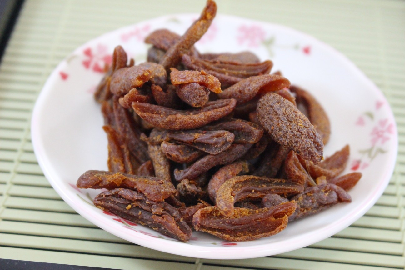 Licorice Olive Sliced