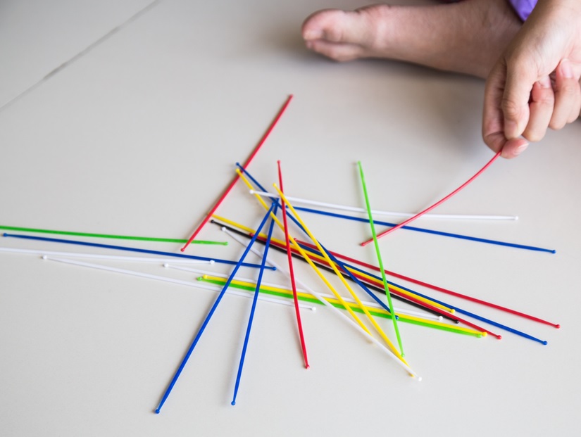  Pick Up Sticks (Plastic Version)