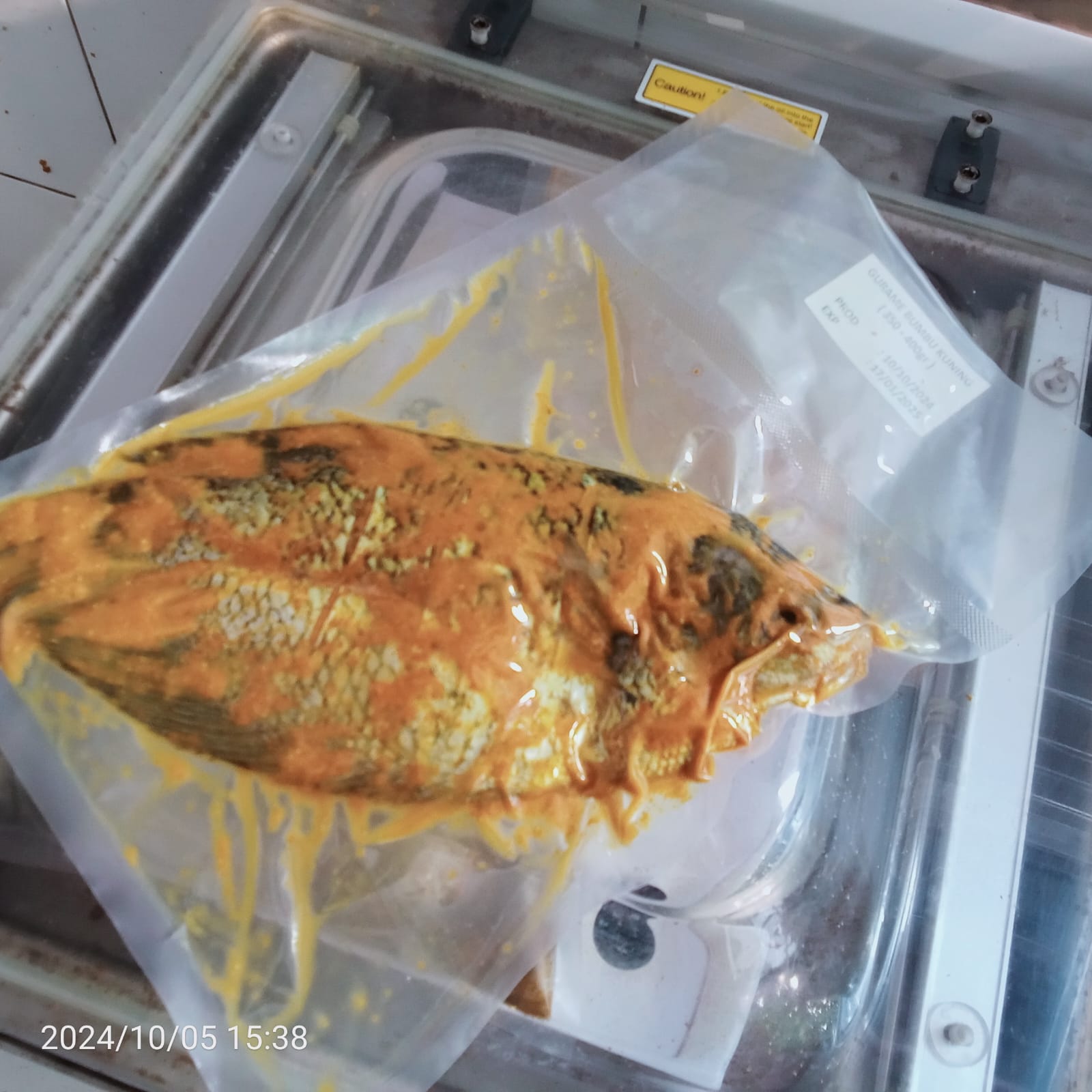 Gurame Bumbu Kuning Vakum