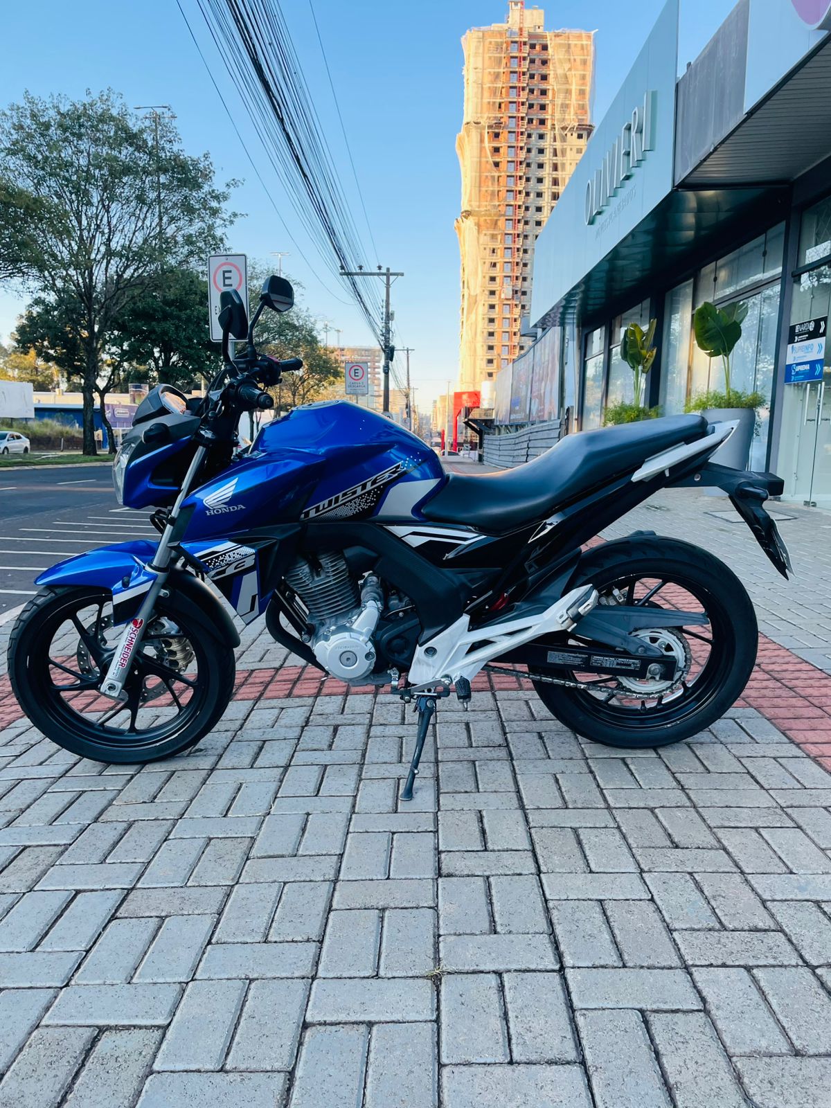 HONDA CB TWISTER 250 2021 