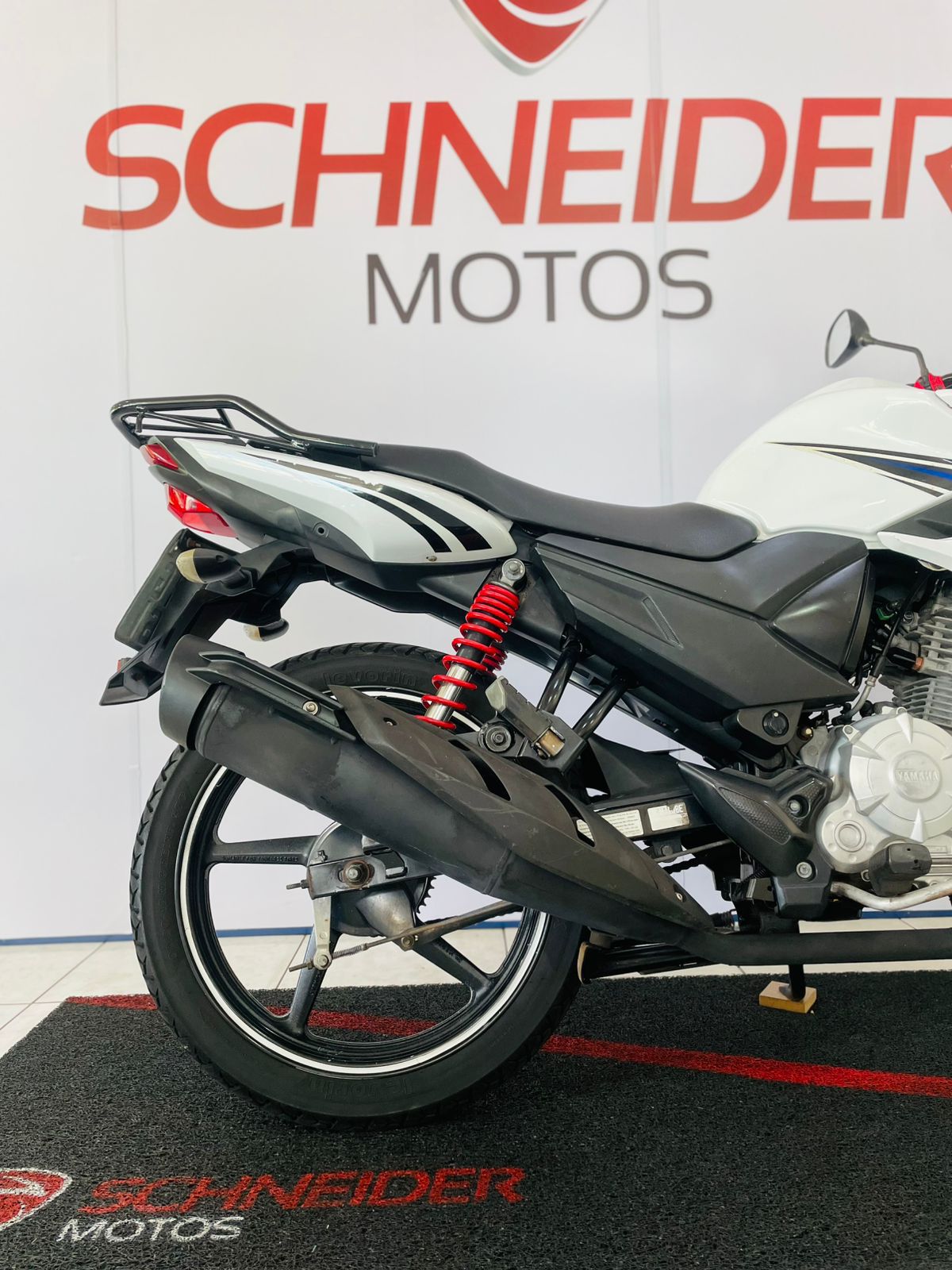 YAMAHA FAZER 150 2015 