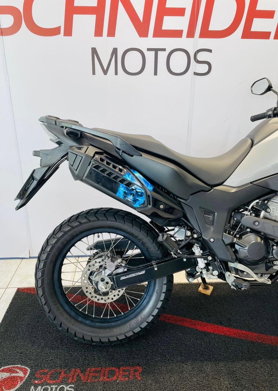 HONDA SAHARA 300 2024