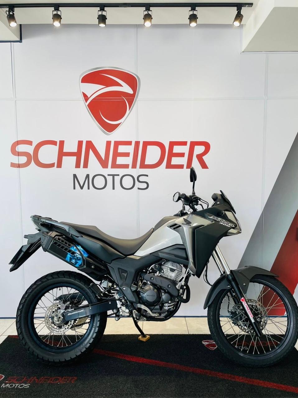 HONDA SAHARA 300 2024