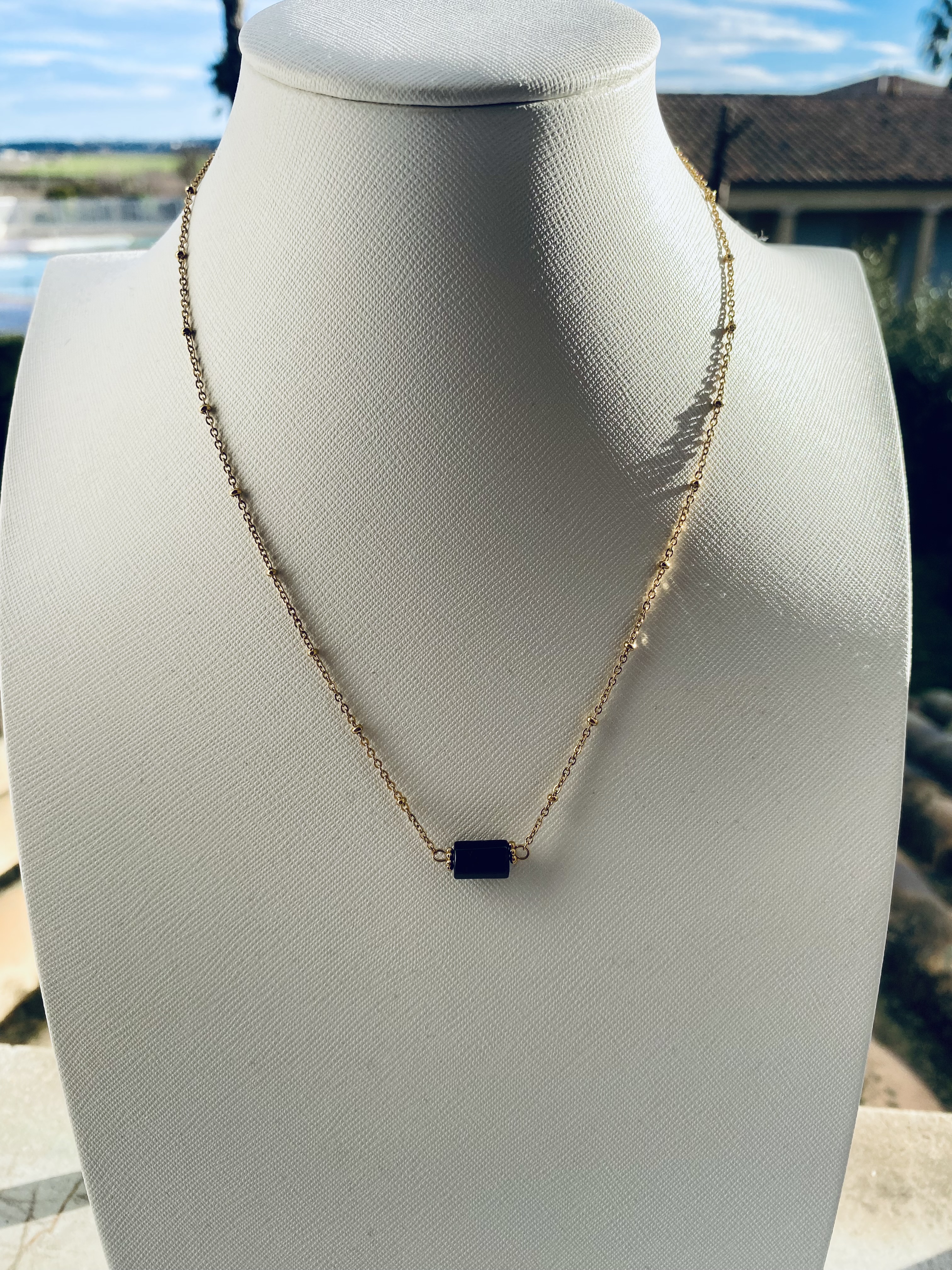 Collier en tourmaline noire