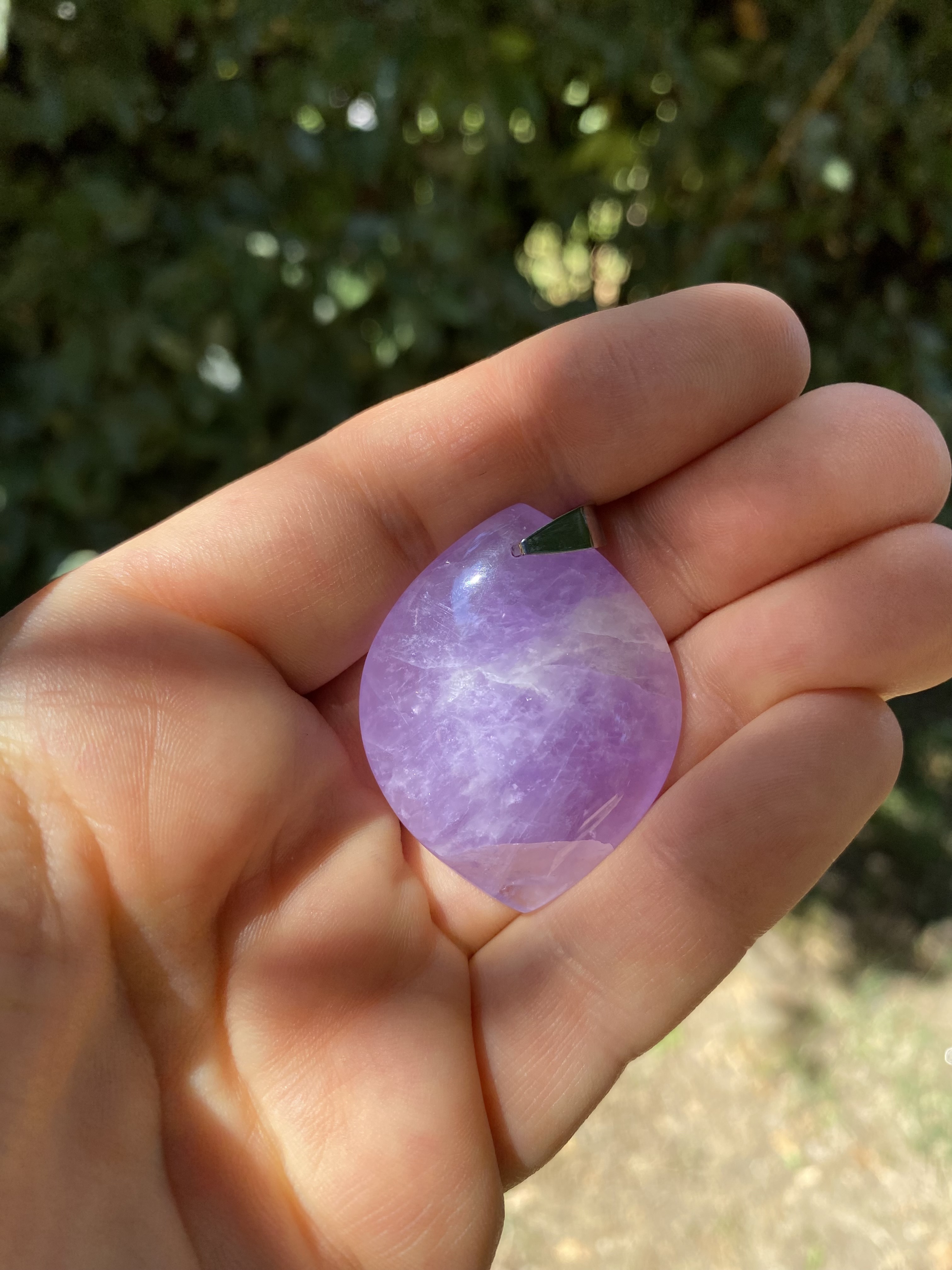 Pendentif en améthyste