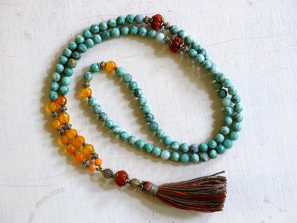 Spiritual Freedom (Diaspro verde & Corniola)