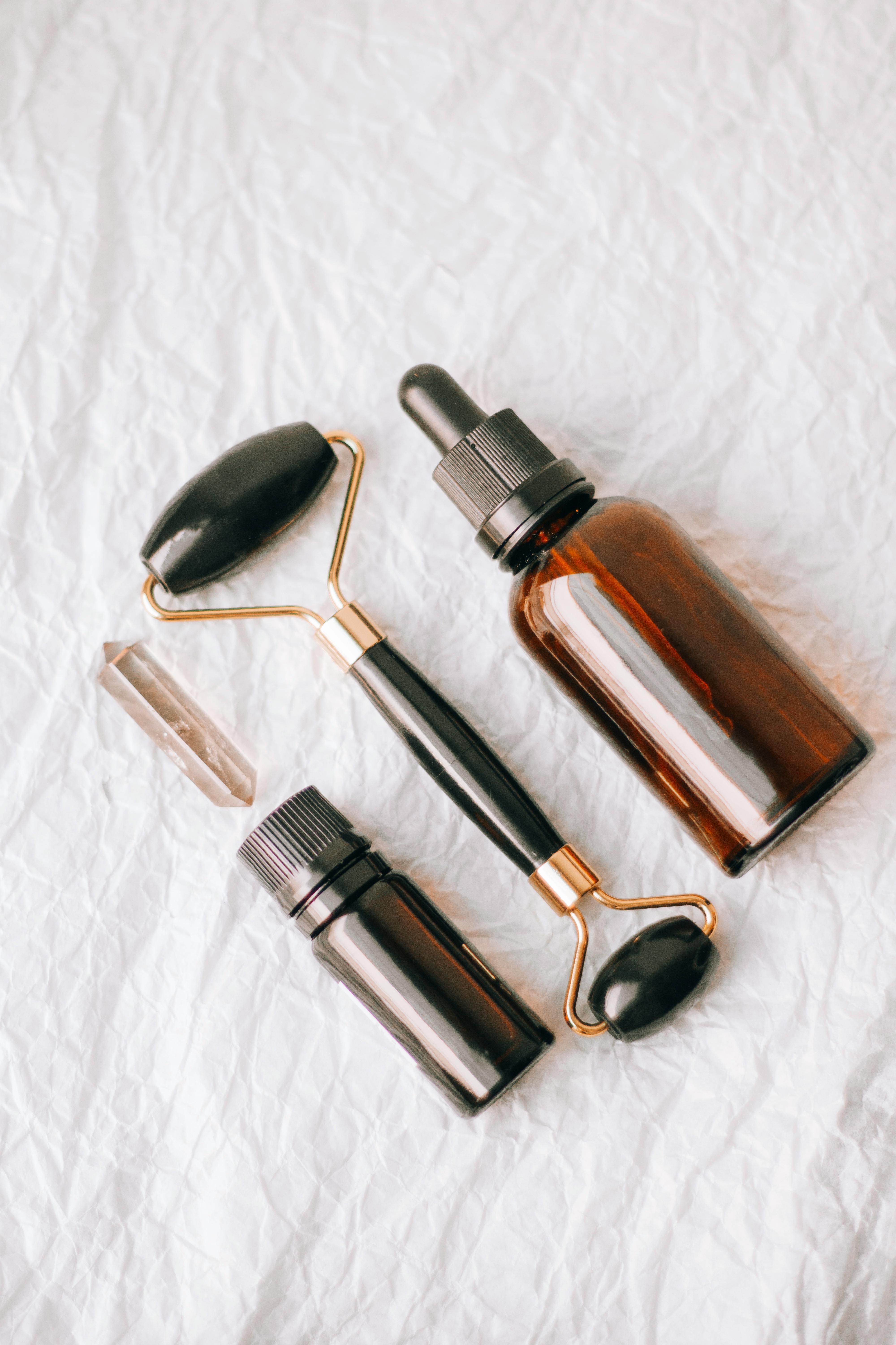Facial Roller and Serum Set