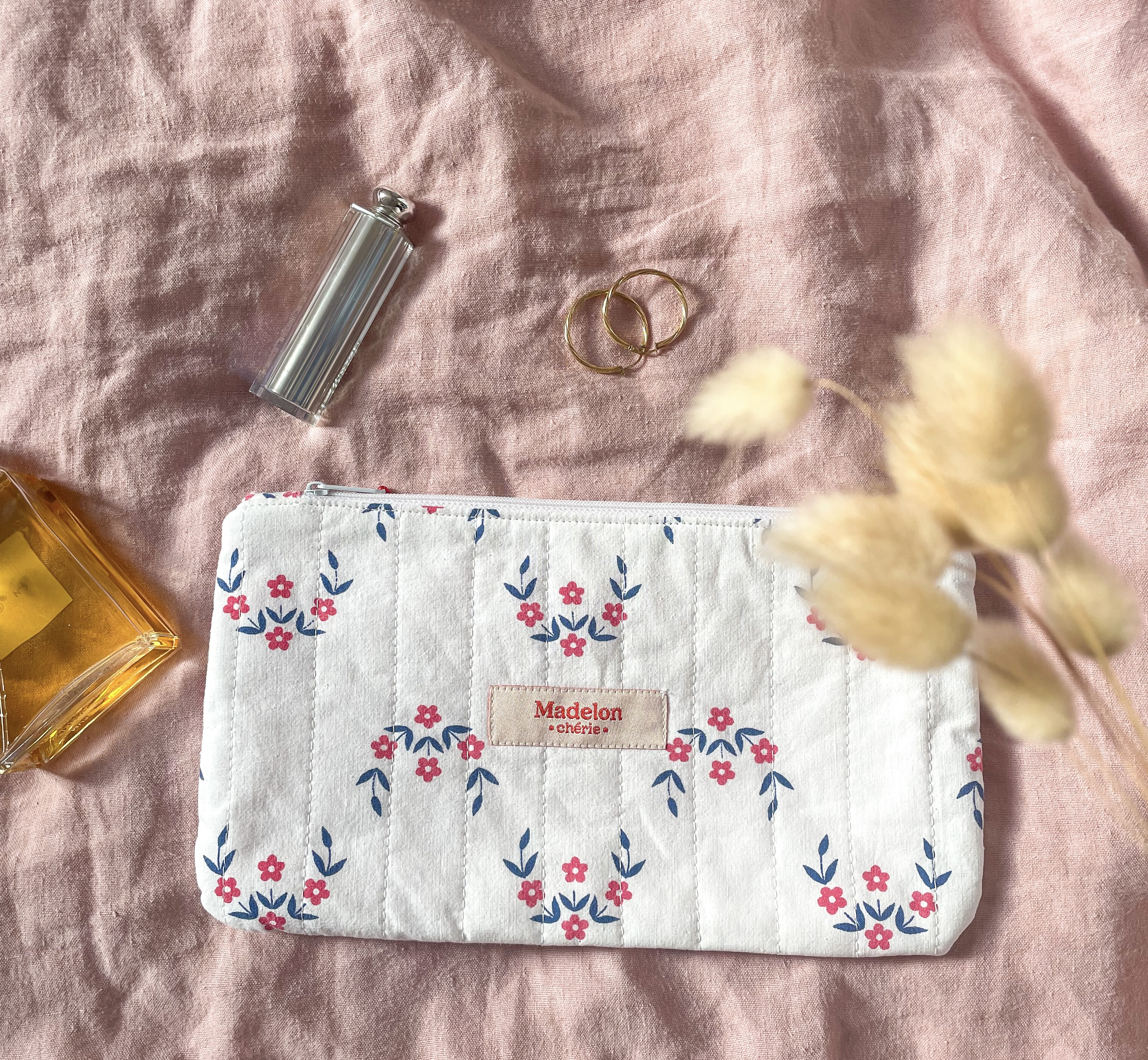 Pochette petites fleurs rouge