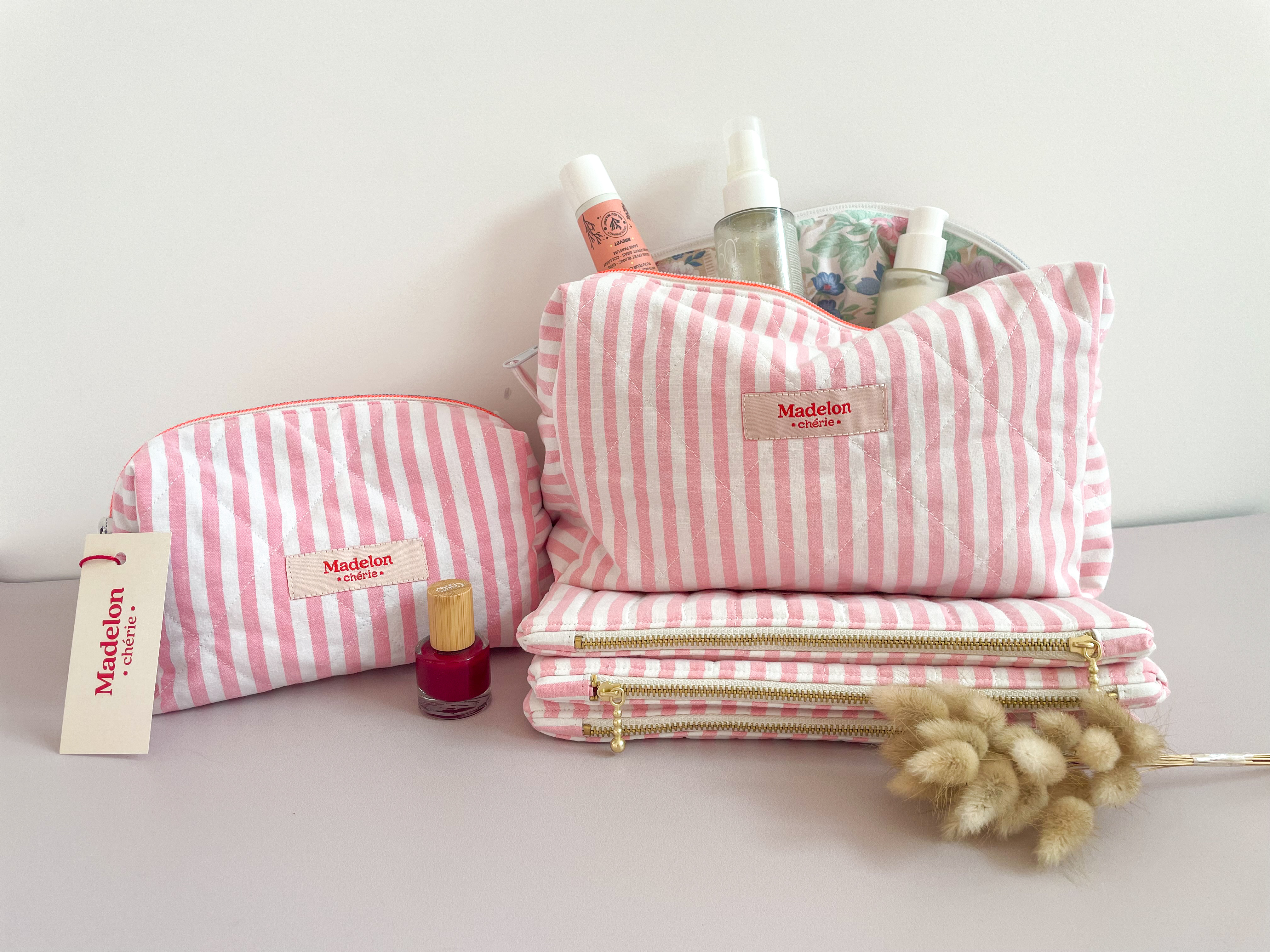 Grande trousse de toilette rayée rose 