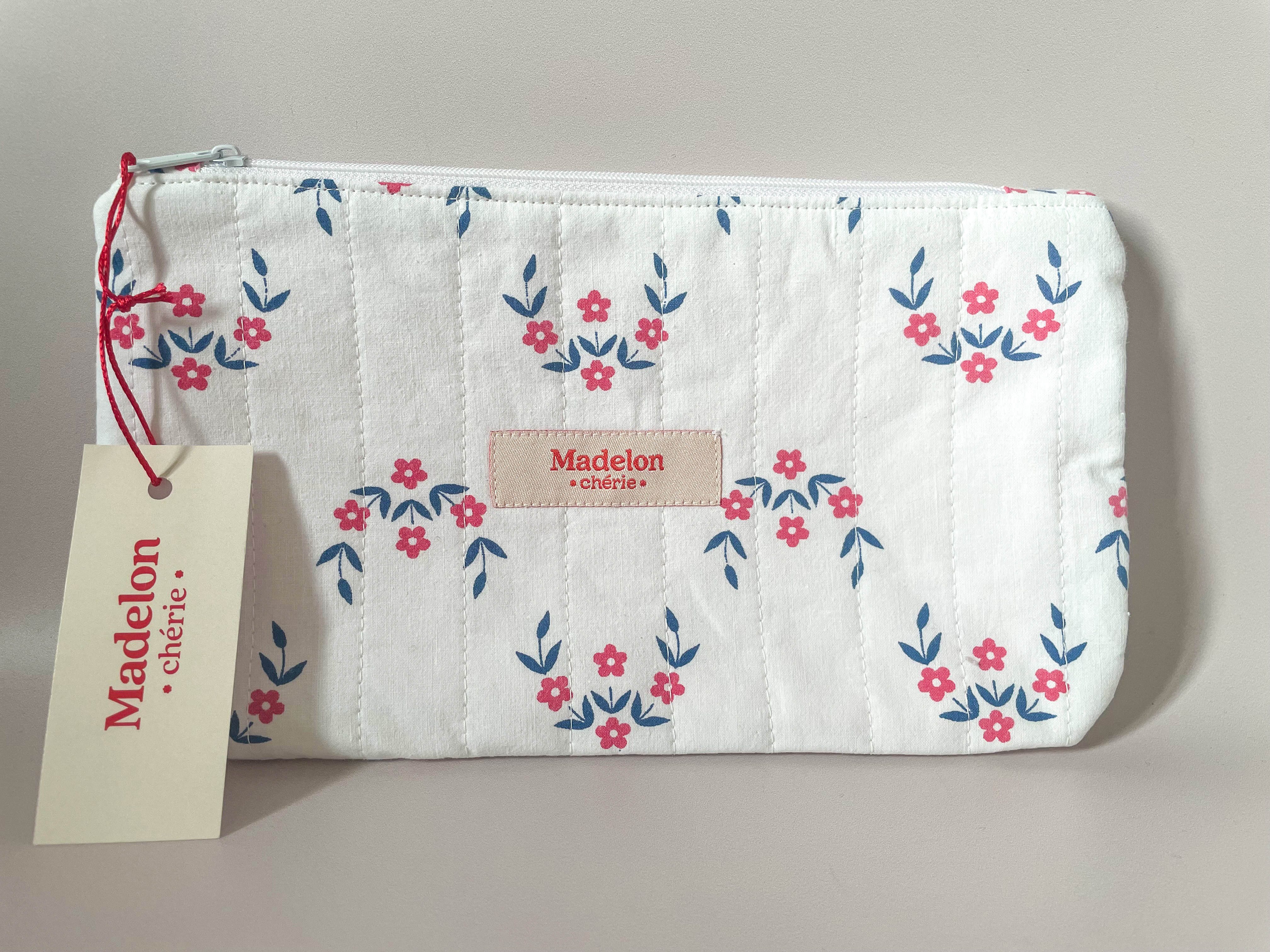 Pochette petites fleurs rouge