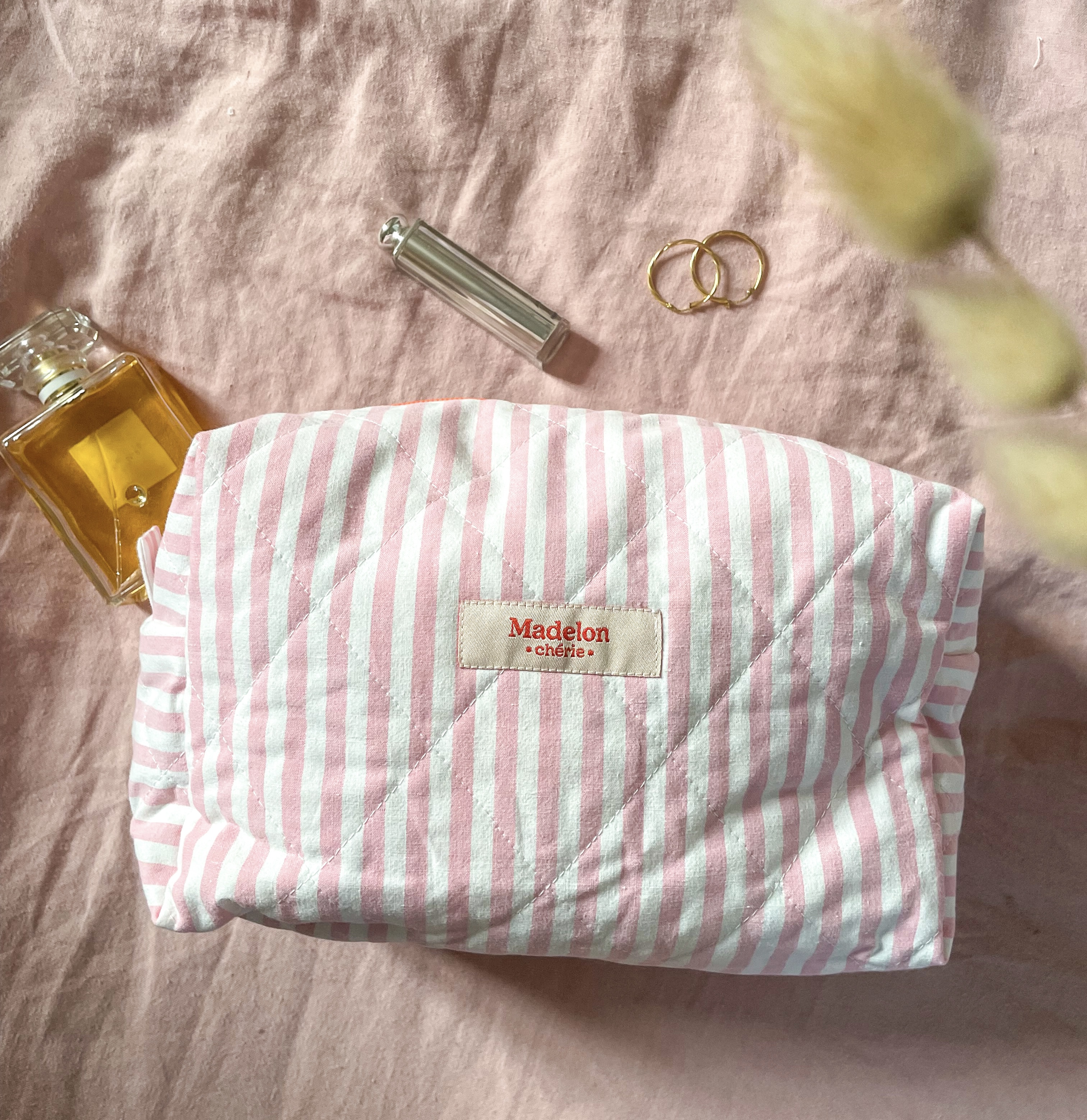 Grande trousse de toilette rayée rose 
