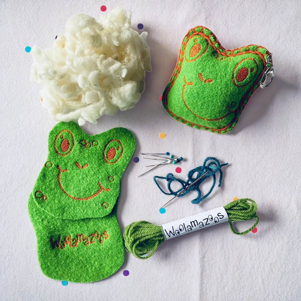 Minimazoo Frog Kit Keychain