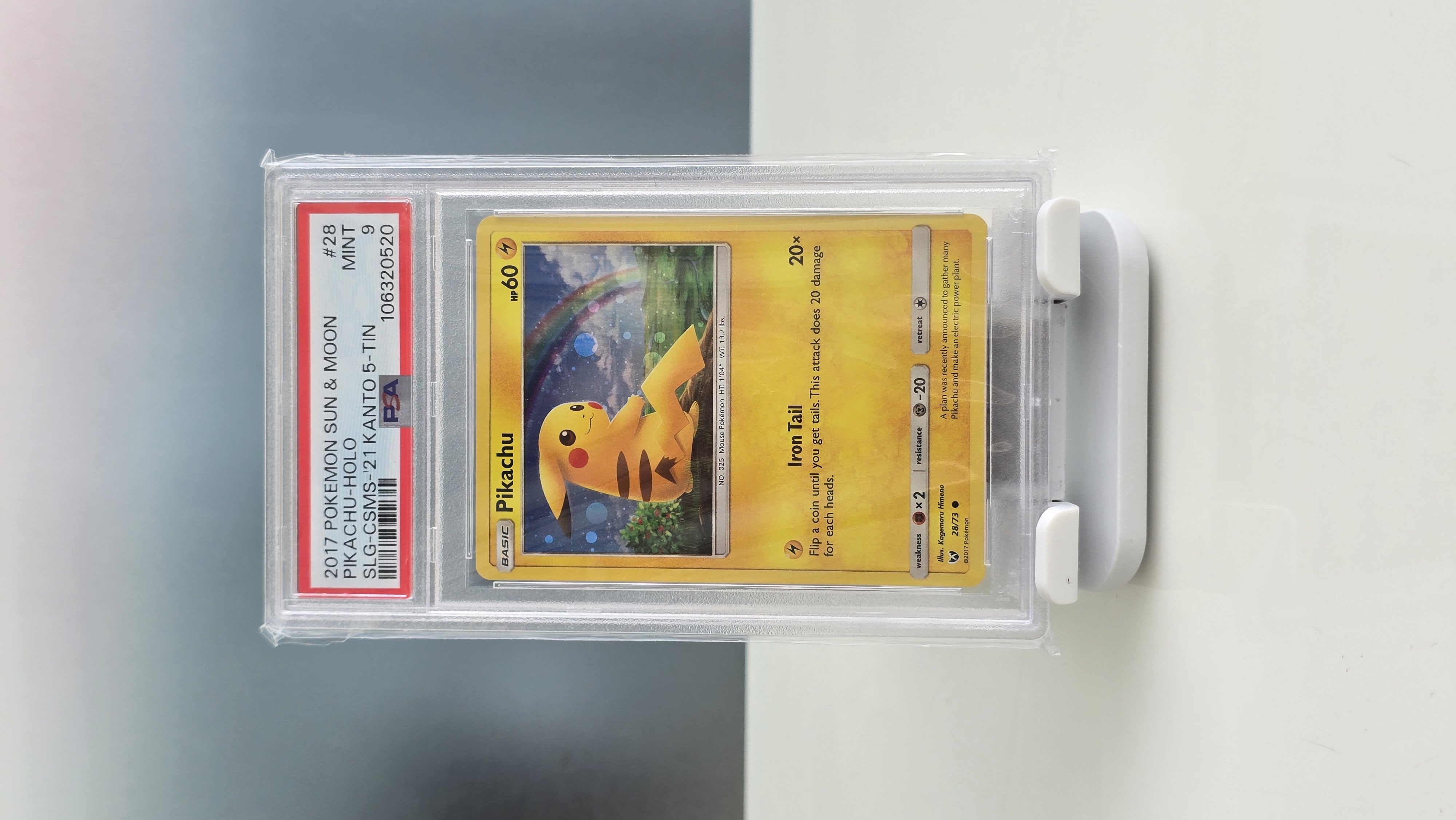 PSA 9 Pikachu Sun & Moon - Holo - 2017 