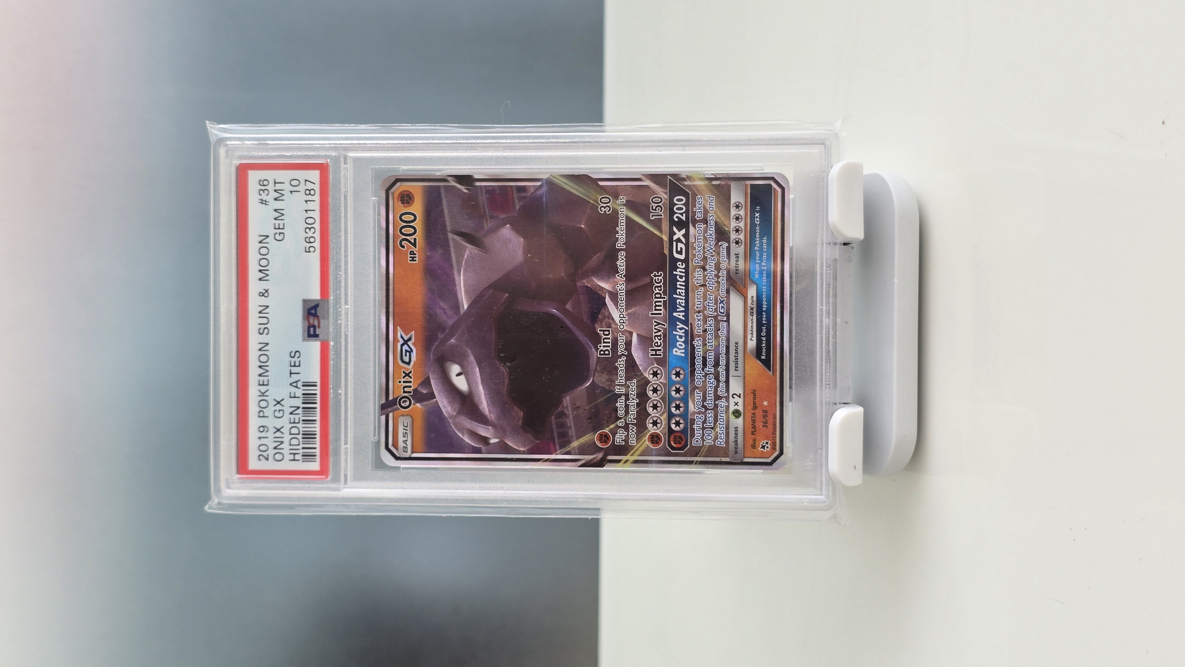 PSA 10 Onix GX Hidden Fates 2019