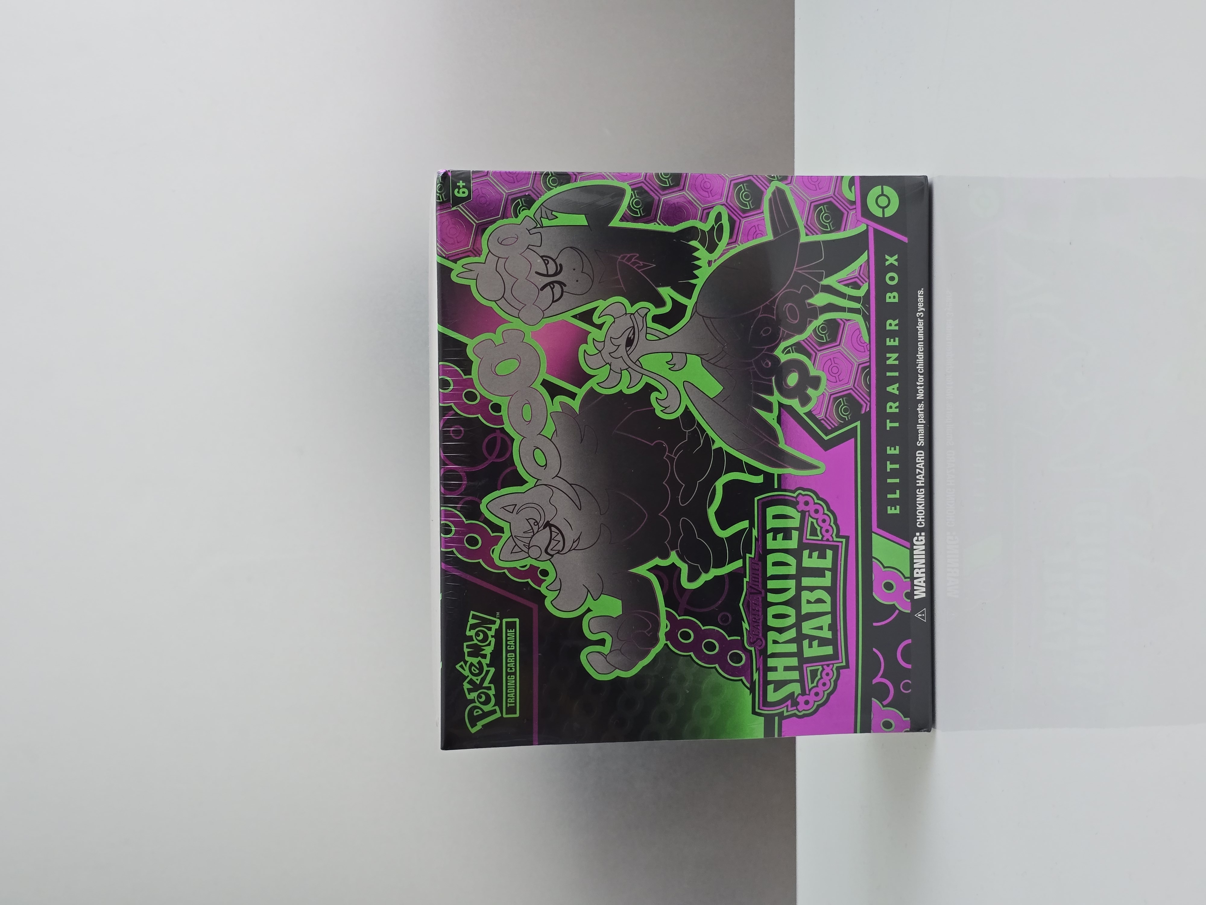 Pokémon TCG: Shrouded Fable Elite Trainer Box