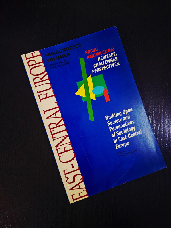 Libro East-Central Europe: Building Open Society