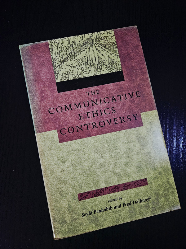La controversia sobre la ética comunicativa