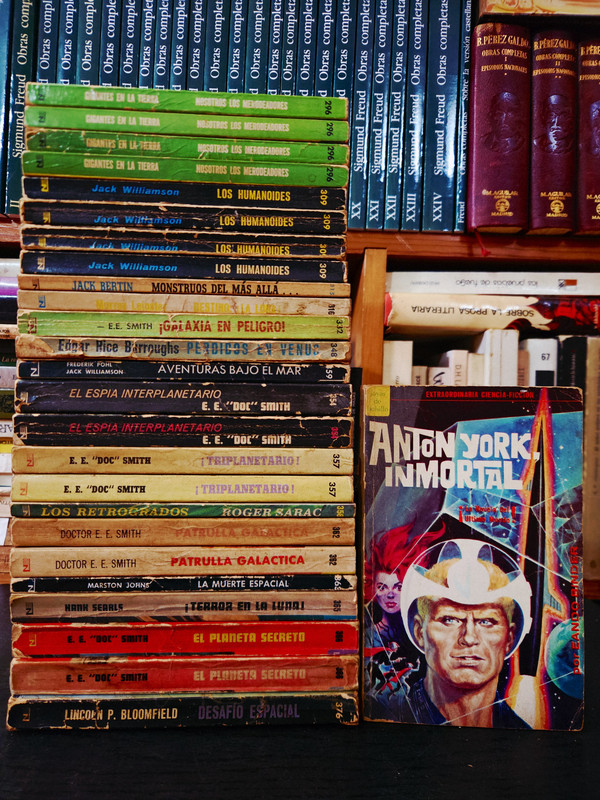 Colección de novelas de ciencia ficción vintage