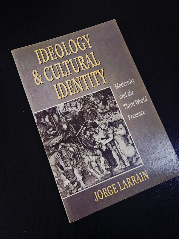 Ideología e identidad cultural