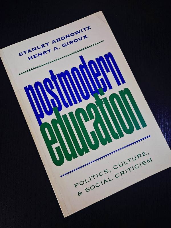 Educación postmoderna