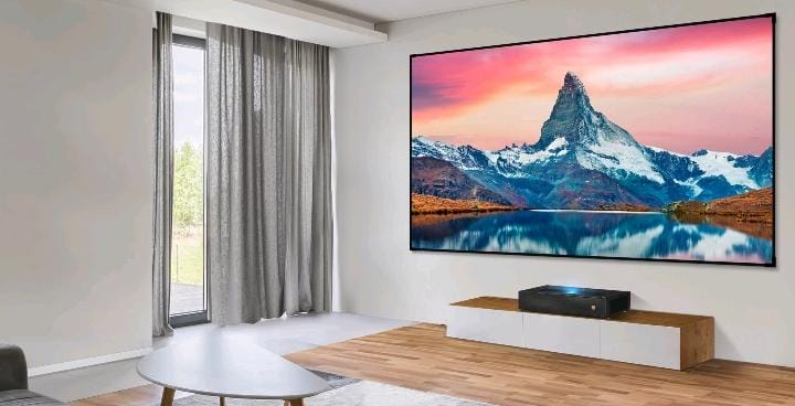 BENQ V5010i 4K  LASER TV 