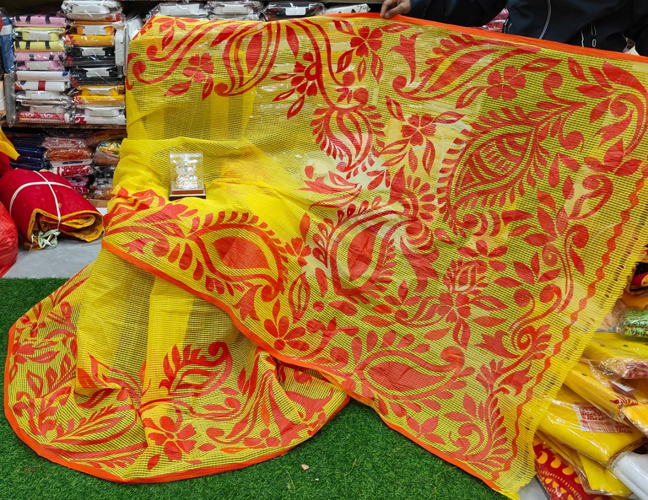 Reshom Kota Handprint Saree