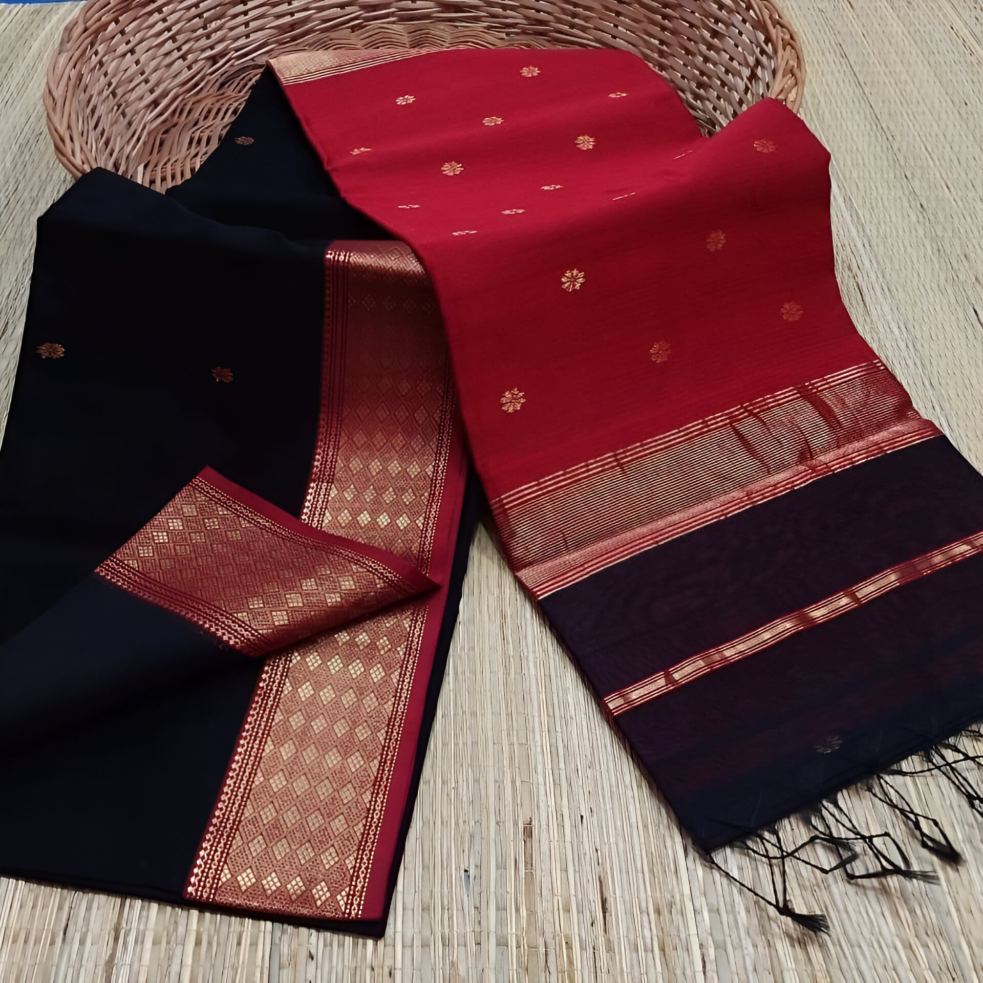 🎀 Exclusive Handloom Mayeshwari Saree - Just ₹520! 🎀