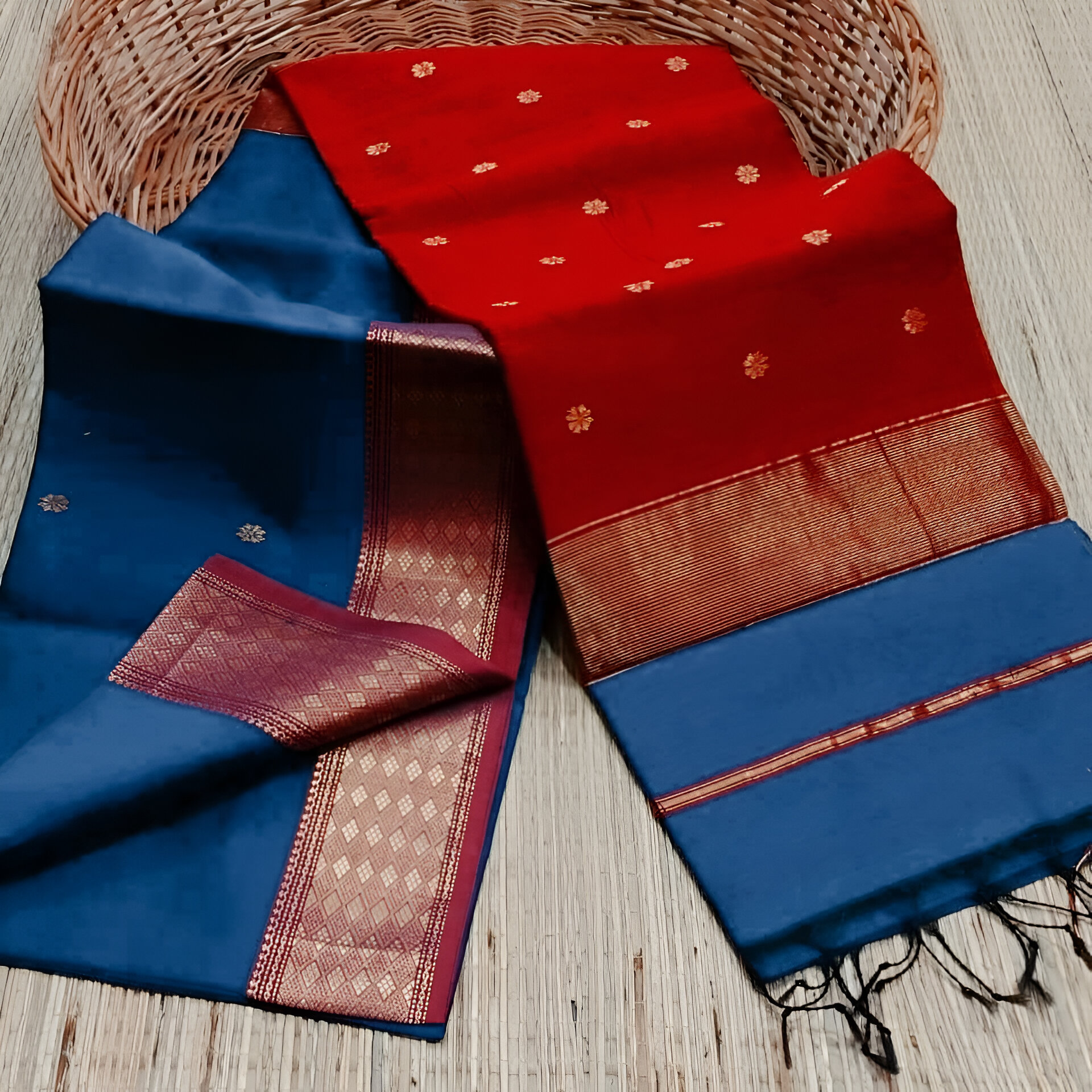 🎀 Exclusive Handloom Mayeshwari Saree - Just ₹520! 🎀