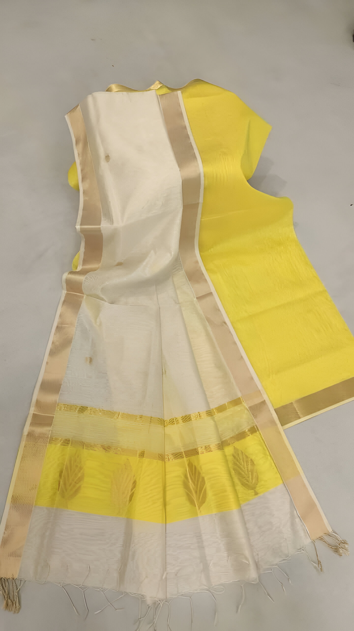 🎀 HANDLOOM MAYESHWARI SAREE - JUST ₹520! 🎀