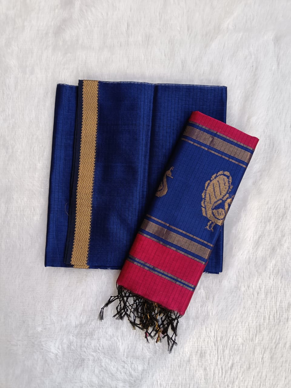 📢 NEW HANDLOOM KOTHA MAYESHWARI SAREE! 🌸